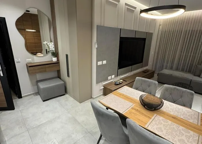 Ambla Holidays Appartamento Golem (Tirana)